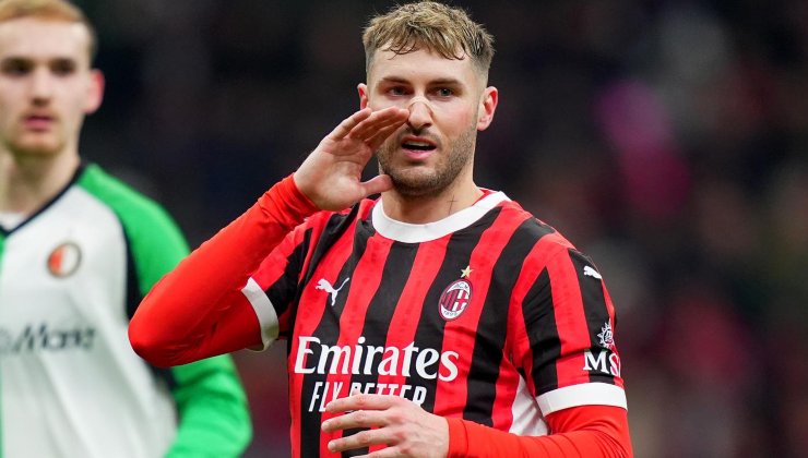 Santiago Gimenez Foto LaPresse, Internews1908.it